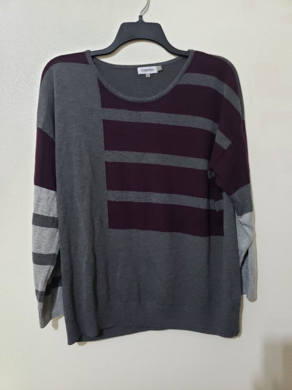 Calvin Klein women's color block, crew neck sweater, gray and purple, size XL